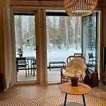 Exclusive Nordic - 5 New On One Private Propert - Sleeps 40 Villa Syöte