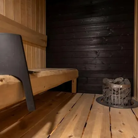 Tyylikaes Moekki - Luppolampi, Ulkoporeallas *