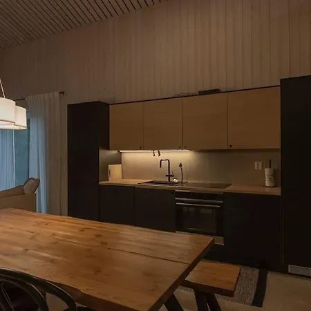 Villa Exclusive Nordic - 5 New On One Private Propert - Sleeps 40 Syöte