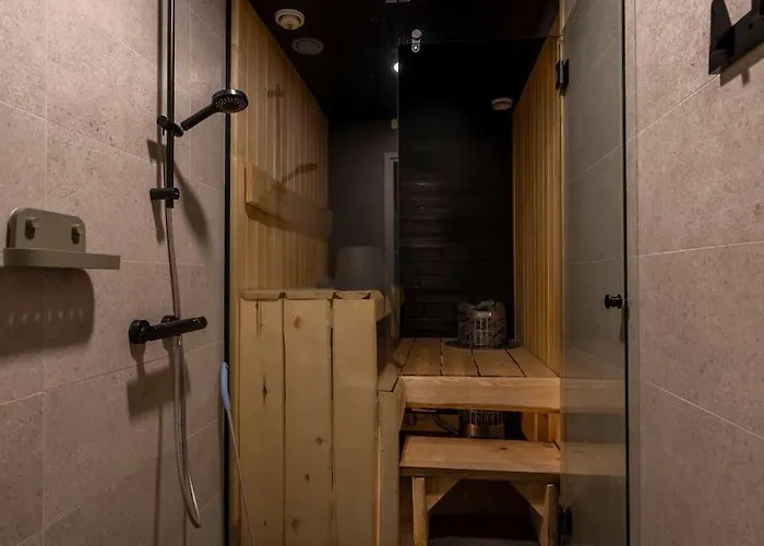 Exclusive Nordic - 5 New On One Private Propert - Sleeps 40 * סיוטה